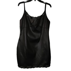 Boohoo Sleeveless Black Dress Size 12 NWT